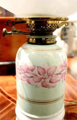 A 19th Century French Porcelain Oil Lamp No. 3042