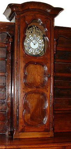 An 18th Century Louis XV/XVI Transitional Provincial Walnut Vaisselier Horloge No. 2652