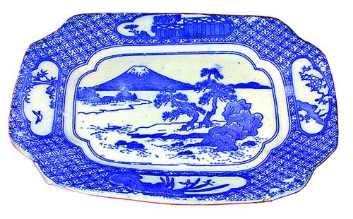 A Blue and White 19th Century Japanese Porcelain Dish No. 1142