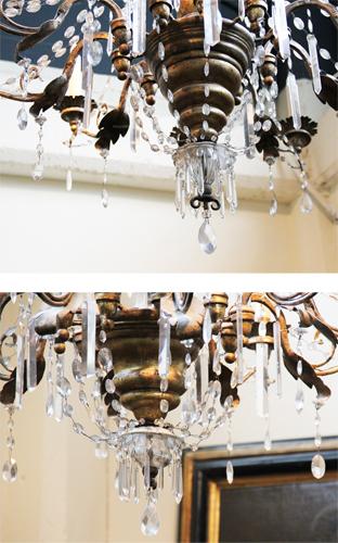 A Harlequin Pair of 19th Century Giltwood, Bronze and Crystal 10-Light Chandeliers No. 2915