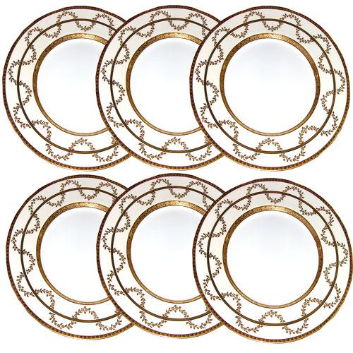 An English Set of Six Dinner Plates No. 2579