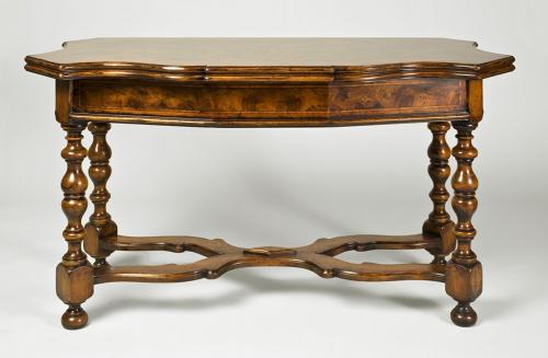 Callisto Console/Games Table No. 943