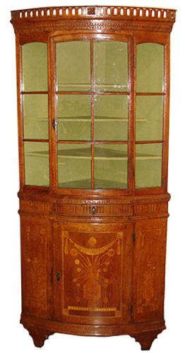 An 18th Century Italian Ashwood Corner Cabinet No. 3360