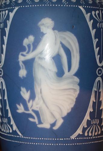 A 19th Century English Wedgwood Vase Lamp, 3379