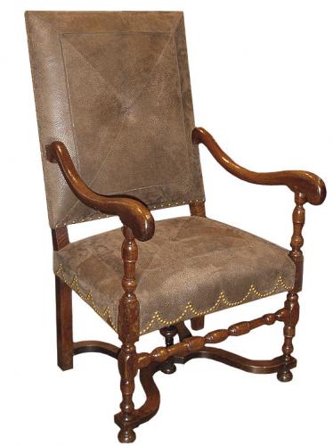 A Set of Four 18th Century French Baroque Walnut Fauteuils Armchairs No. 3402