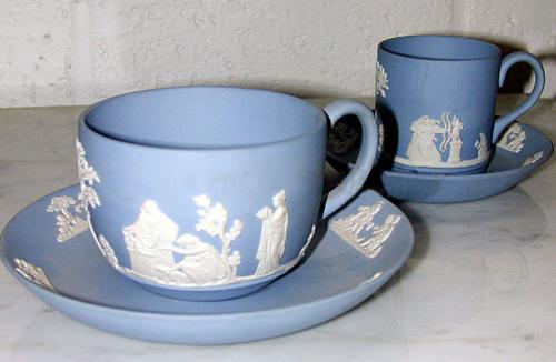 An English Pair of Miniature Wedgwood Blue & White Porcelain Cup & Saucer Sets No. 1196