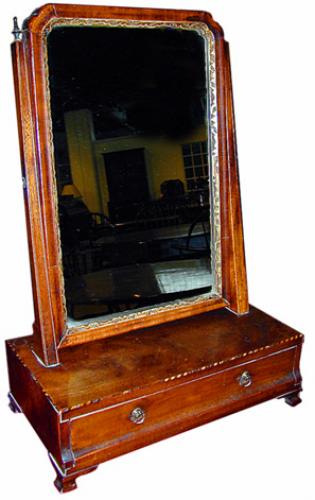 A Fine Queen Anne Vanity Dressing Mirror No. 1236