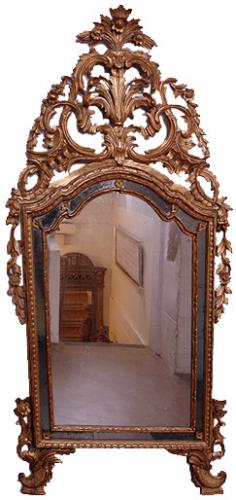 An 18th Century Piedmontese Giltwood Mirror No. 3132