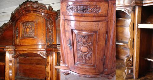 An 18th Century Italian Reggio Emilian Walnut Sideboard Credenza No. 3057