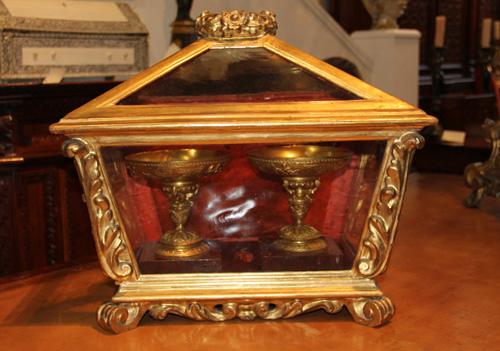 An 18th Century Italian Silver Giltwood and Glass Display Vitrine No. 3704