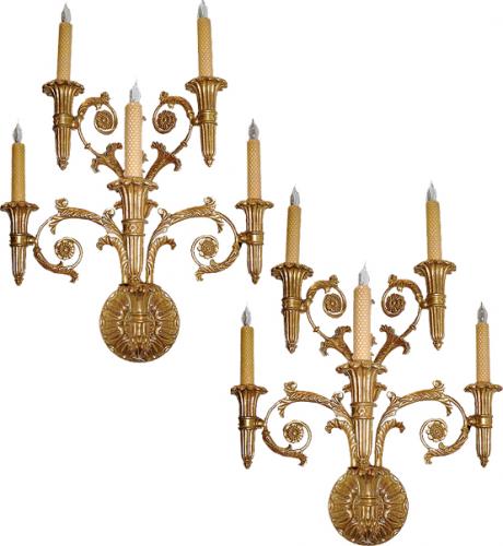 A Pair of Giltwood Girandole Wall Sconces No. 2908