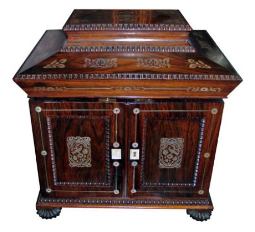 A 19th Century English Rosewood Valuables and Jewelry Travel Box No. 3882