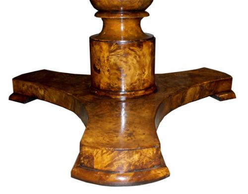 A 19th Century Italian Burl Elm Wood Center Table No. 4103