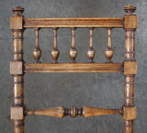 A Set of Four 19th Century English Turned Elmwood Slat-Back Chairs No. 4204