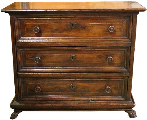 A 17th Century Tuscan Walnut Commodino No. 4277