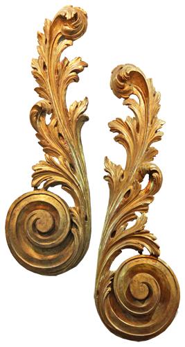 A Pair of 18th Century Italian Giltwood Wall Appliqués No. 4438