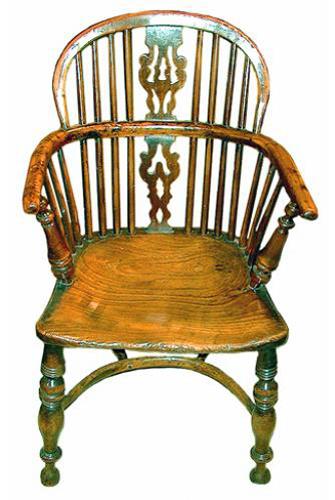 A Fine Pair of 18th Century English Yew Wood Windsor Chairs No. 511
