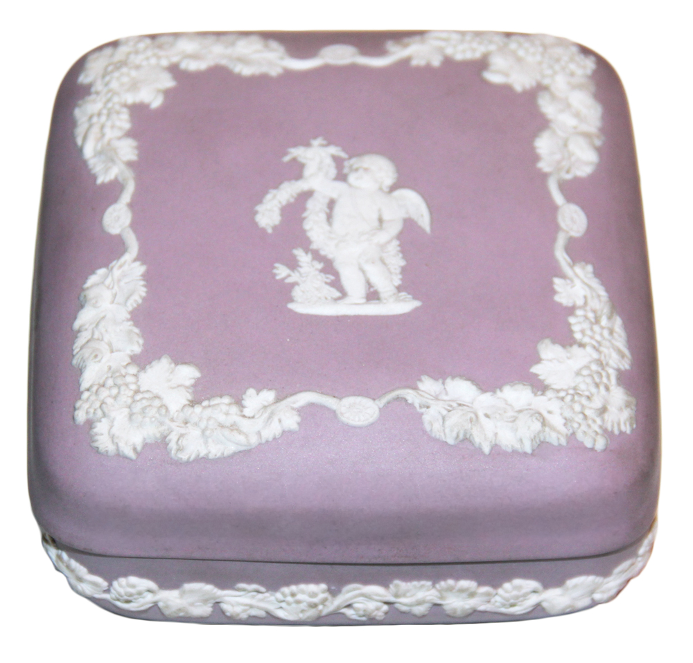 A 19th Century English Wedgwood Lavender and White Box No. 373