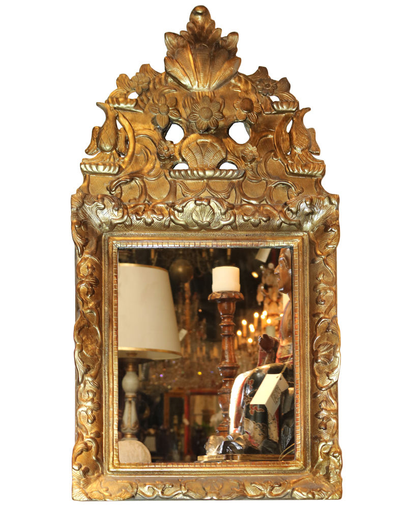 An Elegant Diminutive 18th Century Italian Giltwood Mirror No. 3673