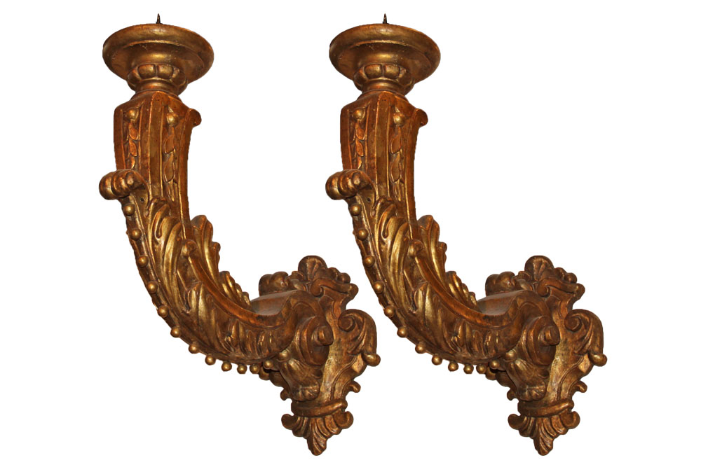 A Dramatic Pair of 18th Century Italian Giltwood Sconces No. 2250
